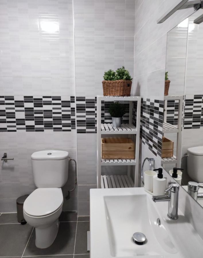 Apartamento Omega Ll Apartment Торемолинос Екстериор снимка