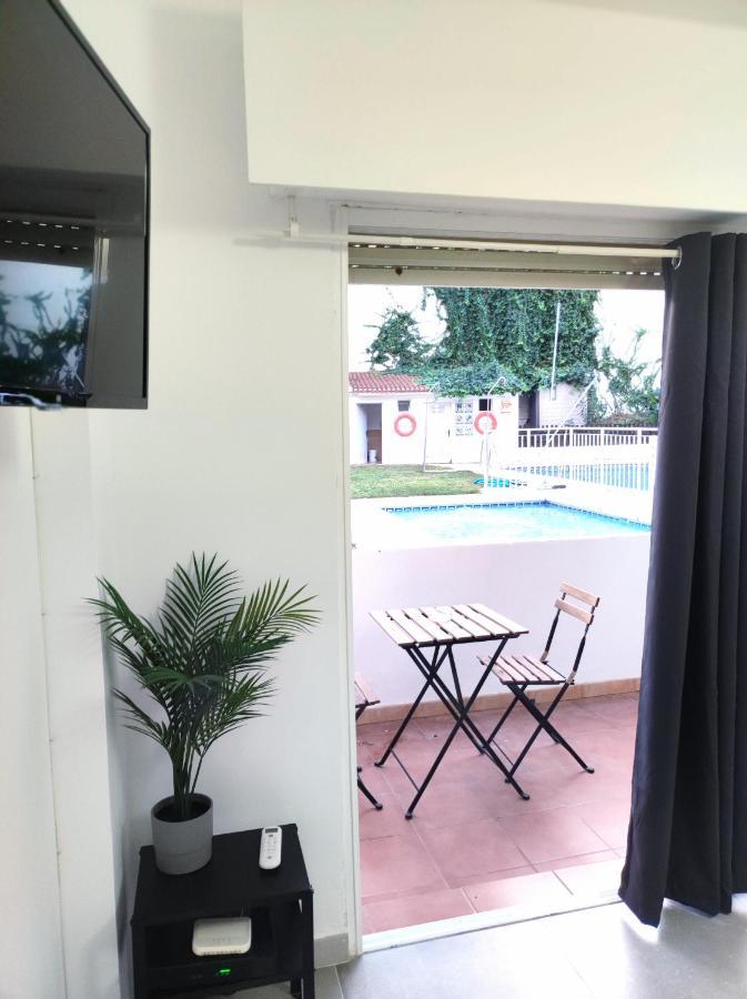 Apartamento Omega Ll Apartment Торемолинос Екстериор снимка